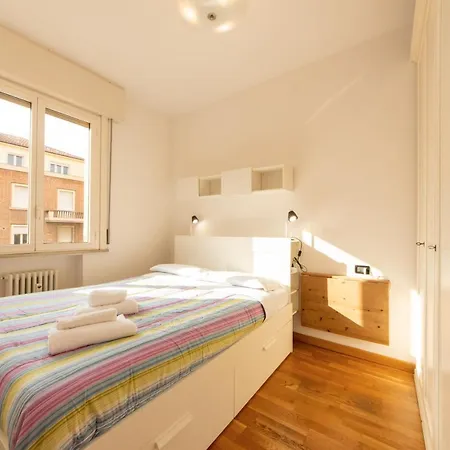 Housmart Milazzo 5 *