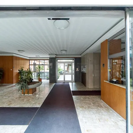 公寓 Housmart Milazzo 5 *